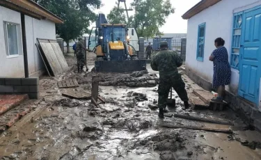 Непогода в Казахстане: в ряде регионов произошли чрезвычайные ситуации