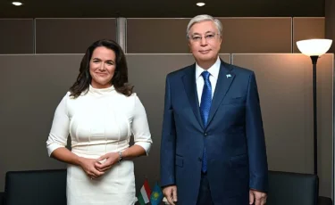 Мемлекет басшысы Мажарстан президенті Каталин Новакпен келіссөз жүргізді