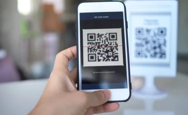 Достаточно QR: в Казахстане могут отменить справки при устройстве на работу