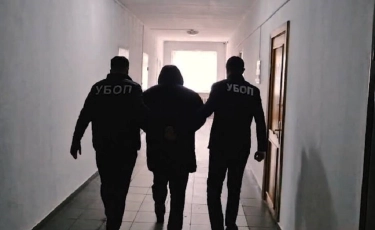 Пойыз қызметкерлерін бопсалап келген «блогер» ұсталды  