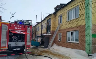 Пожар в СКО: огнеборцы спасли и эвакуировали из жилого дома людей