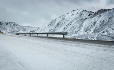 Боранға байланысты үш өңірде жол жабылды