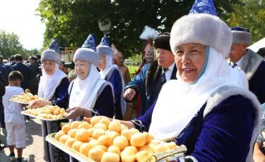 Алғыс айту күні: Алматыда мереке құрметіне қандай іс-шаралар өтеді