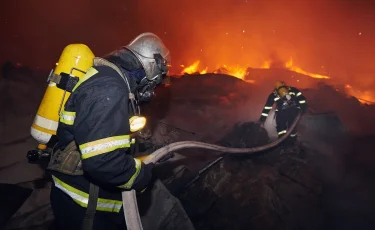 Неспокойная ночь: несколько спасательных операций провели в МЧС 