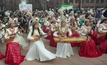 Казахские кюи одновременно сыграют во всех школах страны