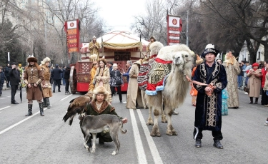 Праздничный караван прошел в Алматы