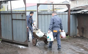 Предприниматели Ауэзовского района в рамках акции «Помоги ближнему» поддержали социально уязвимых граждан