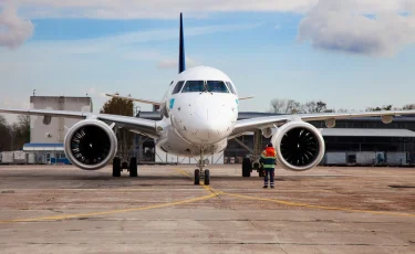 Air Astana есірткіге мас күйінде ұсталған ұшқышты жұмыстан шеттетті