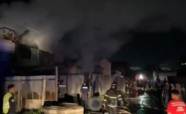 Внутри всё сгорело: в Астане во время пожара в общежитии погибли люди