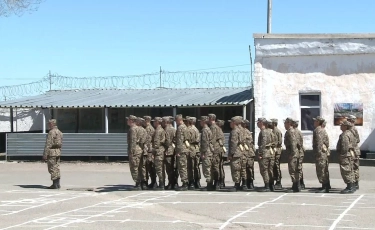 Жұқпалы ауру: Теміртаудағы әскери бөлімде 36 қызметкер ауруханаға жатқызылды 