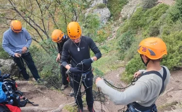 Алматылық альпинистер құтқарушыларды экстремалды жағдайда жұмыс істеуге үйретуде