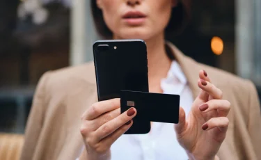 Около 65 тысяч алматинцев могут остаться без доступа к банковским услугам