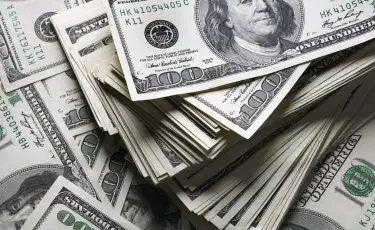 За сколько продают доллары в обменниках Алматы 2 января