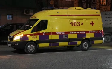 Двухлетняя девочка провалилась в четырехметровую яму рядом с колодцем