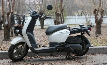 Обиженный мопедист выстрелил в стекло автобуса