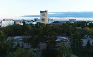 Крышу снесло: в Павлодаре обвалилась кровля торгового дома