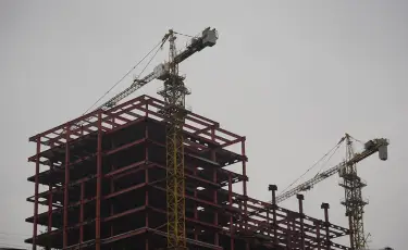 Более 50 незаконно построенных объектов в предгорьях Алматы снесут