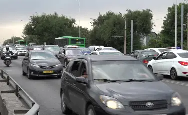 Қазақстанда электромобильдерді кедендік бажсыз әкелу мерзімі ұзартылды