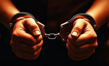 Скрыться не удалось: подозреваемого в педофилии экстрадировали из России в Казахстан