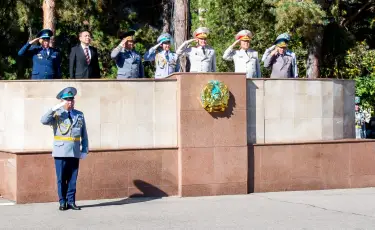 Торжественный момент: 300 новобранцев пополнили ряды курсантов МВД в Алматы