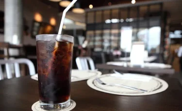 Газдалған тәтті сусындардың адам ағзасына зияны қандай