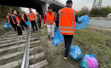 В Алматы продолжается экологическая кампания «Жарқын күз»