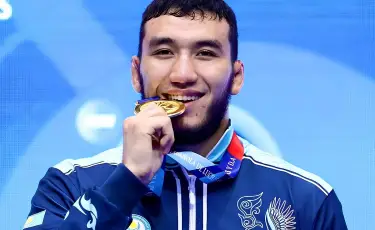 Большой успех: молодой казахстанский борец стал чемпионом мира