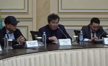 Жыл жаңалығы ретінде қандай көркем туындылар танылды