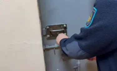 Павлодар облысында жасөспірім қызын зорлаған өгей әке ұсталды