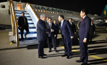 Касым-Жомарт Токаев прибыл с рабочим визитом в Баку