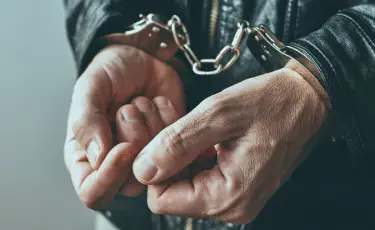 Многомиллионные обещания: полиция поймала серийного мошенника в Алматинской области