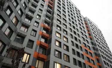 Казахстанка обманула нуждающихся в жилье на 21 миллион тенге