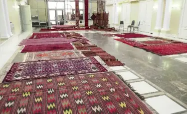 Маңғыстаулық тұрғын түркі елдерінің 600-ге жуық кілемін жинаған