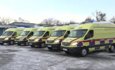 48 новых карет скорой помощи получили алматинские медики