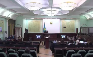 Бұрынғы "АрселорМиттал" зауытында ұрлық жасады деп айыпталғандардың туысы шу шығарды