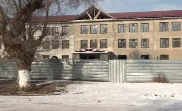 "В долгах, как в шелках": генподрядчик, возводящий школы, оставил рабочих без денег