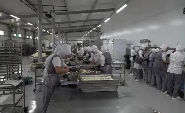 В Алматы почти 70 тысяч молодых людей нашли работу в 2024 году