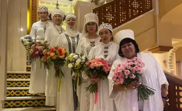 Алматинские пенсионерки Центра активного долголетия покорили Дубай и Абу-Даби