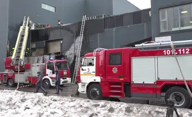 В Астане горел торгово-развлекательный центр «Сарыарка»