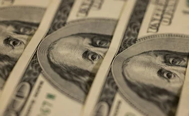 Безудержное падение :что происходит с долларом в Казахстане