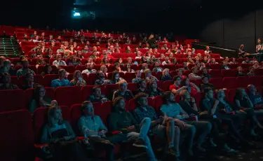 Где в Казахстане самые дорогие билеты в кино