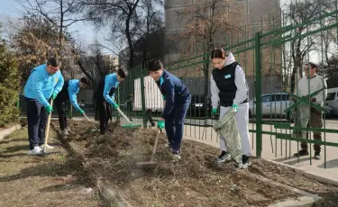 Олимпийские призеры приняли участие в экологическом марафоне в Алматы