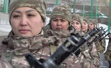 Қарулы Күштер қатарында 6500-ден астам қыз-келіншек қызмет етеді