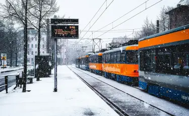 Столкновение на железнодорожном переезде: есть пострадавшие