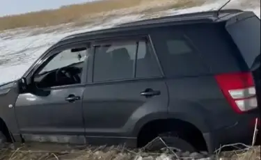 Бұқтырмада көлік мұз астына түсіп кетті