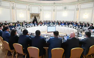Алматының әлеуметтік қамсыздандыру және білім беру саласының қызметкерлерінің жалақысы өседі
