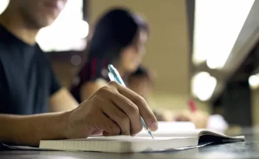 Наурыз айындағы ҰБТ-ны бір аптада 21 мыңға жуық талапкер тапсырды