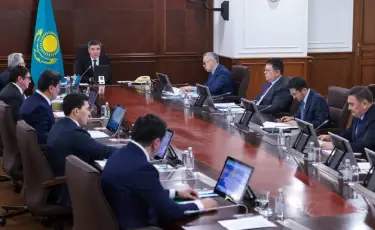 Поручения Президента: Олжас Бектенов провел совещание кабмина