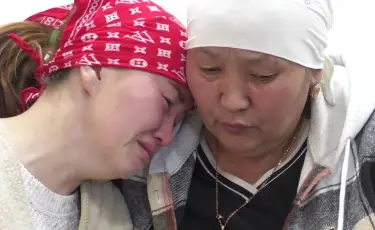 Өзіне-өзі қол салған: ата-анасы ұлының өліміне полицейлерді кінәлайды