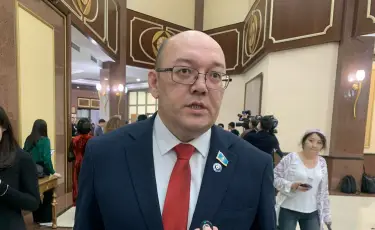 В мажилисе прокомментировали перенос  рабочего времени в Астане